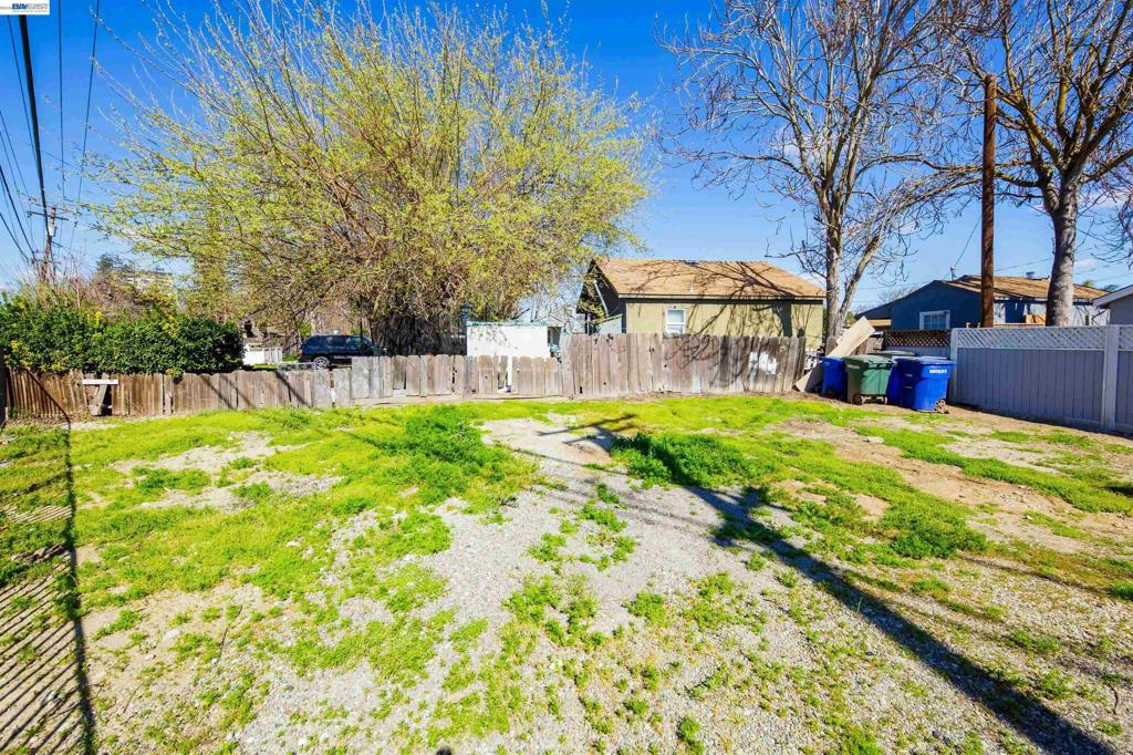 3836 El Camino Ave, Ceres, CA 95307