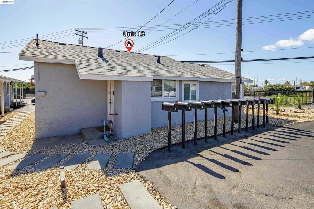 3836 El Camino Ave, Ceres, CA 95307