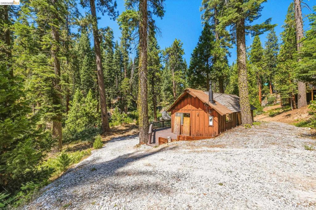 31470 Old Strawberry Rd, Strawberry, CA 95375
