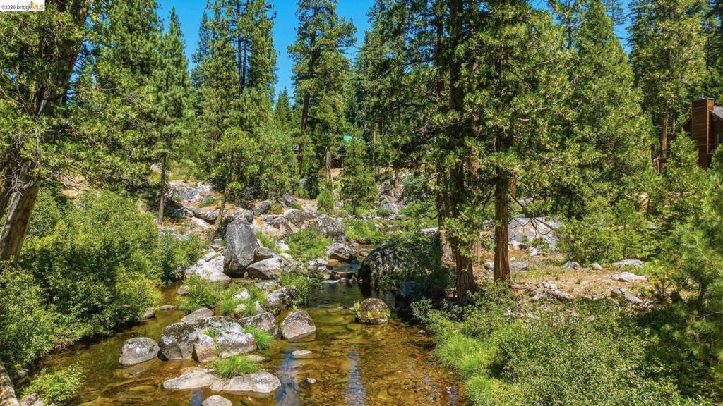 31470 Old Strawberry Rd, Strawberry, CA 95375