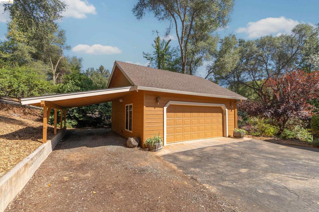 20425 Brook Dr., Sonora, CA 95370