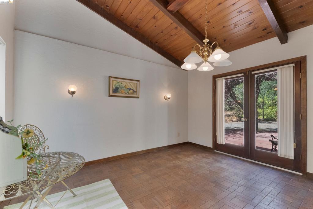 20425 Brook Dr., Sonora, CA 95370