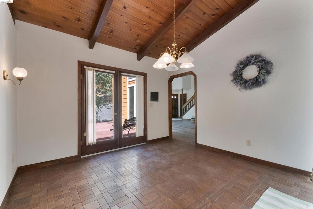20425 Brook Dr., Sonora, CA 95370
