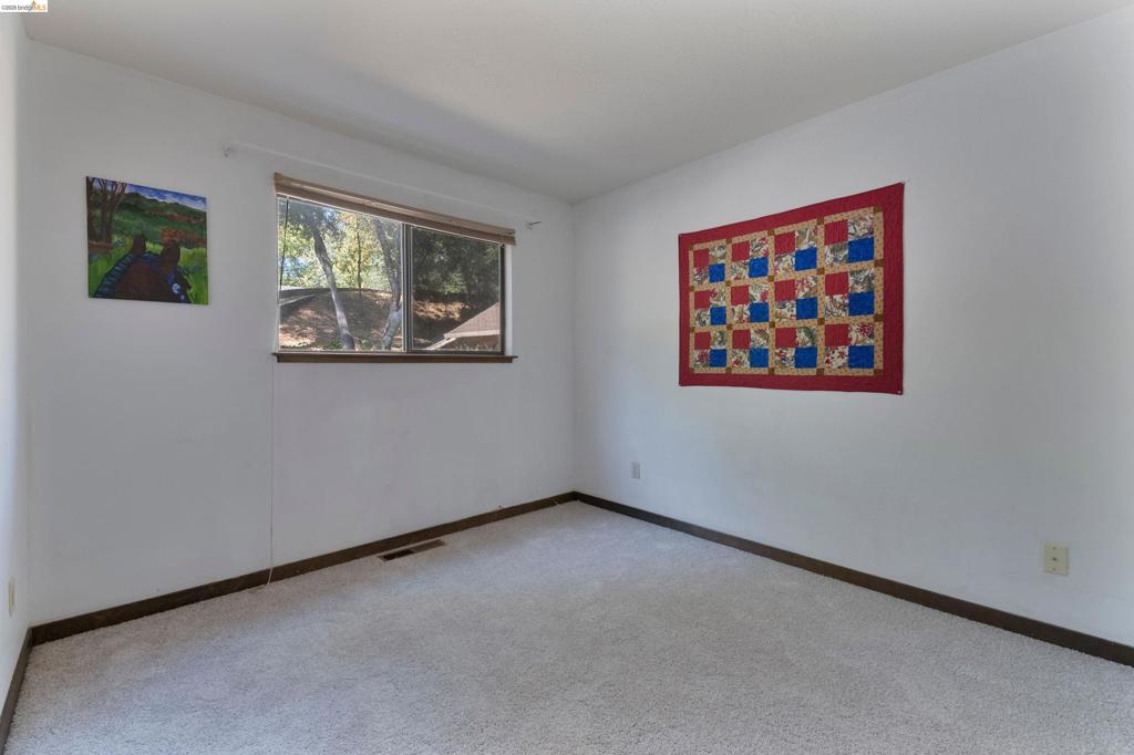 20425 Brook Dr., Sonora, CA 95370