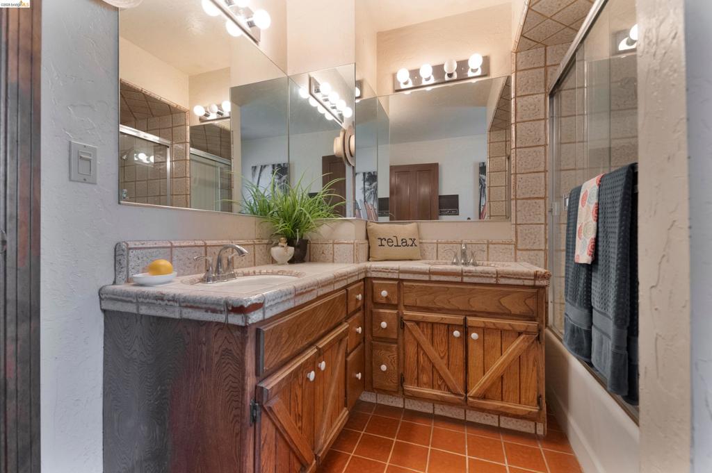 20425 Brook Dr., Sonora, CA 95370