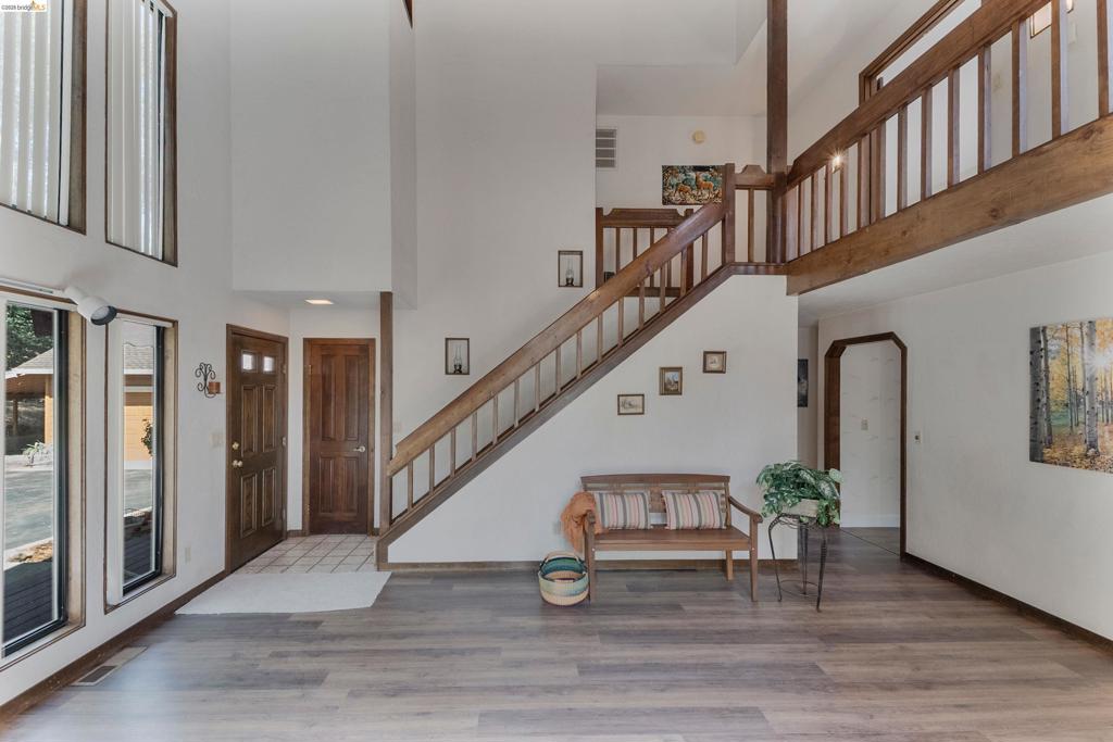 20425 Brook Dr., Sonora, CA 95370