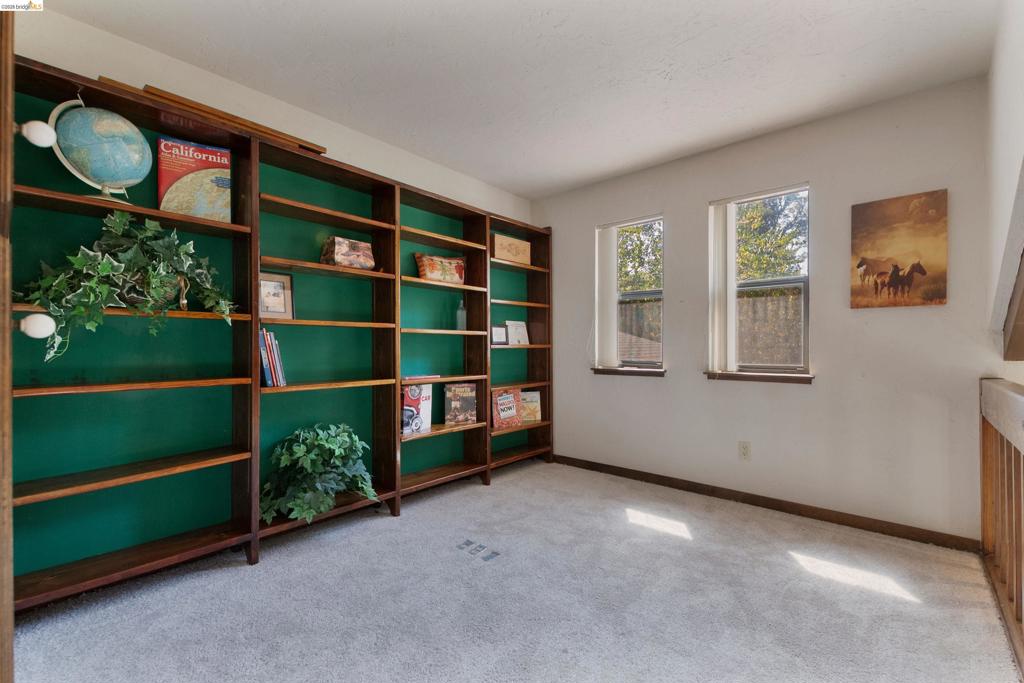 20425 Brook Dr., Sonora, CA 95370