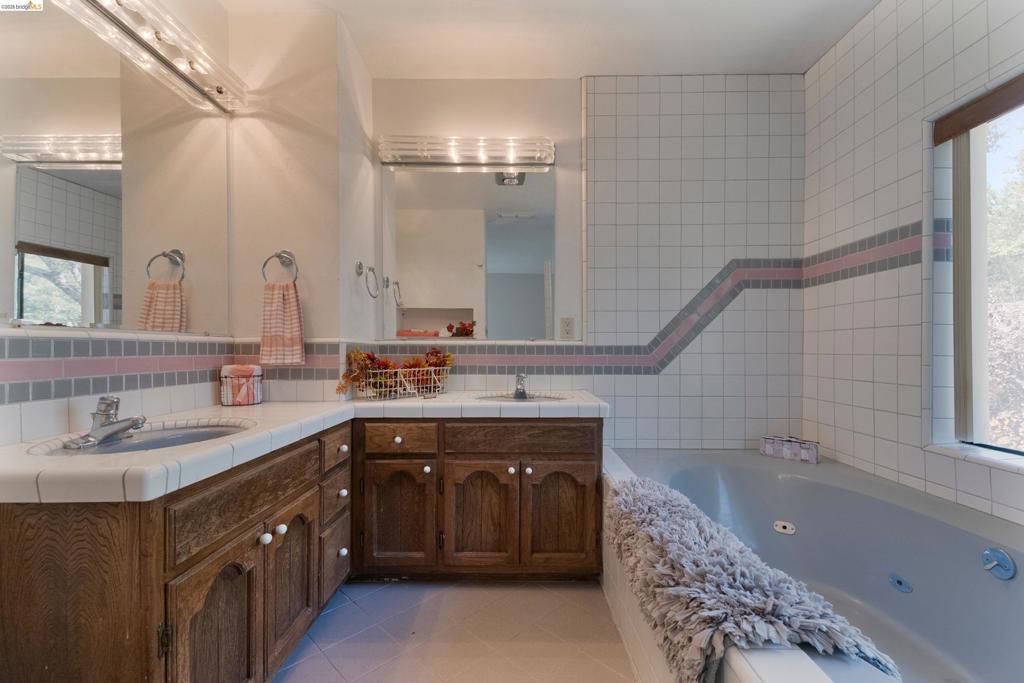20425 Brook Dr., Sonora, CA 95370