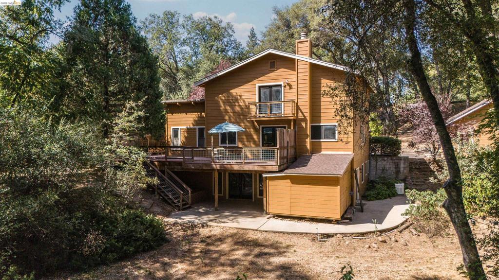 20425 Brook Dr., Sonora, CA 95370