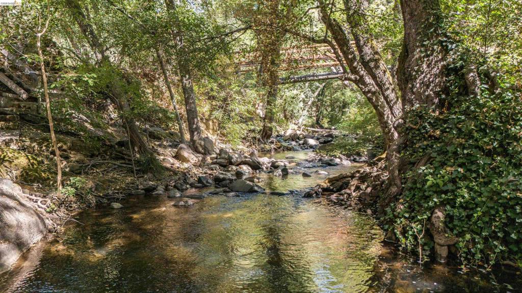 20425 Brook Dr., Sonora, CA 95370