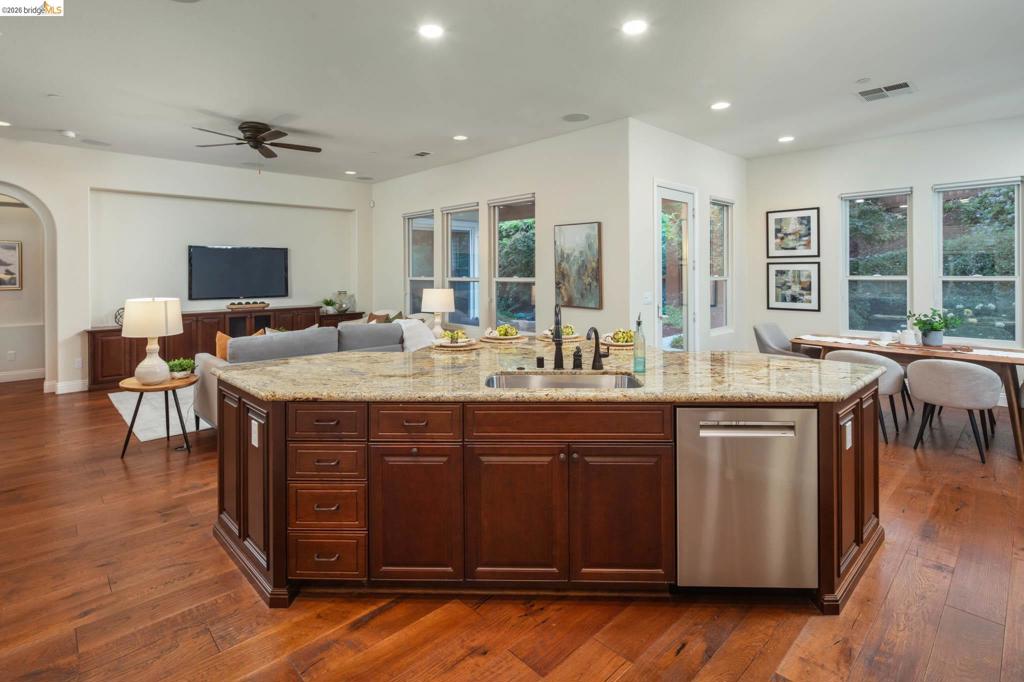 1770 Merlot Cir, Brentwood (CC), CA 94513