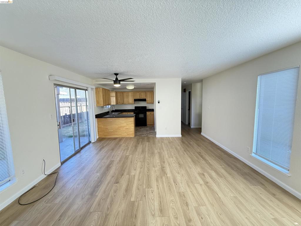 2424 Ellison Dr, Modesto, CA 95355