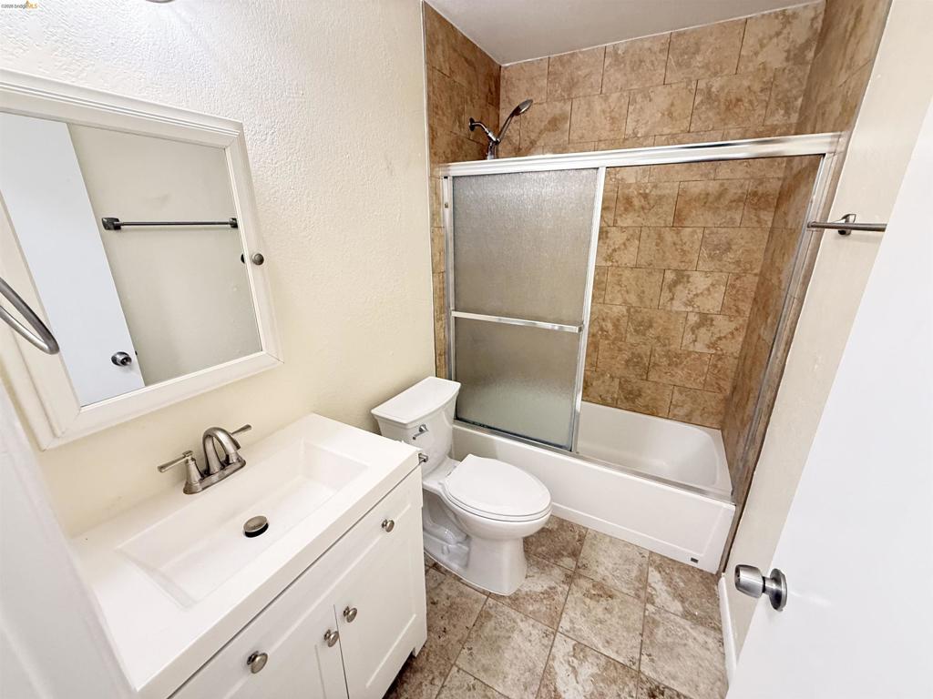2424 Ellison Dr, Modesto, CA 95355