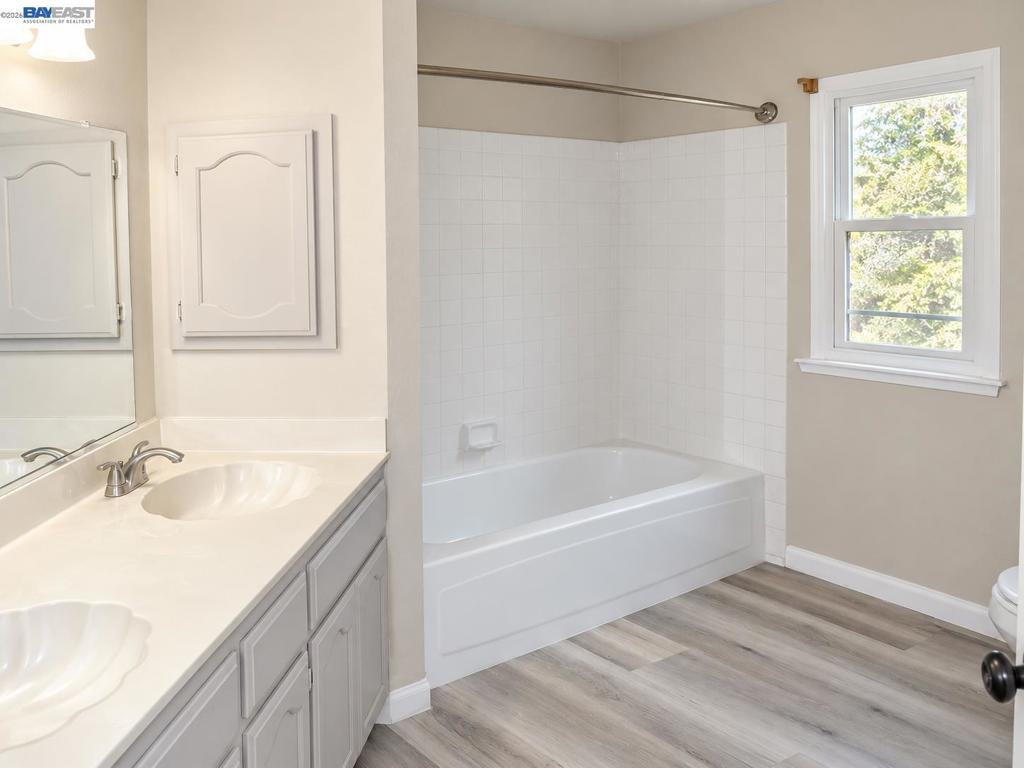 1825 Mark Mead Ln, Modesto, CA 95356