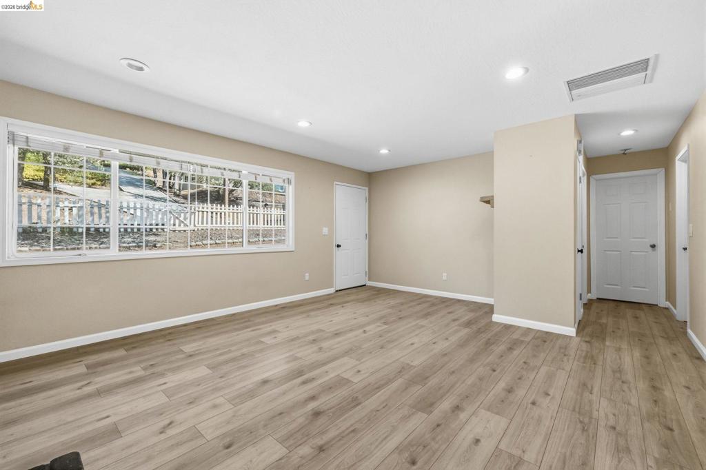 18932 North Dr, Jamestown, CA 95327