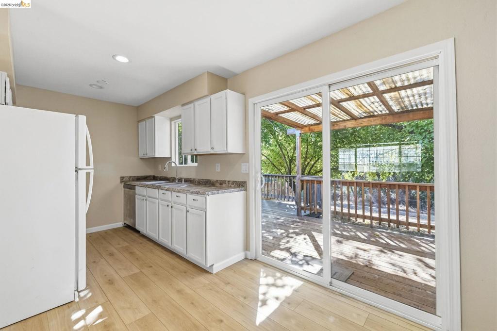 18932 North Dr, Jamestown, CA 95327