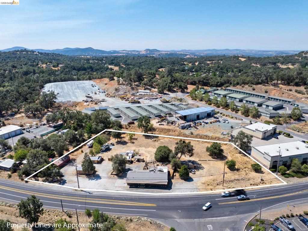 14551 Tuolumne Rd, Sonora, CA 95370