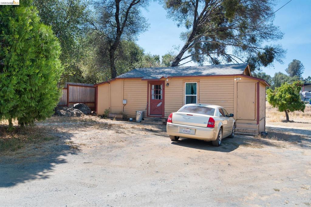 14551 Tuolumne Rd, Sonora, CA 95370