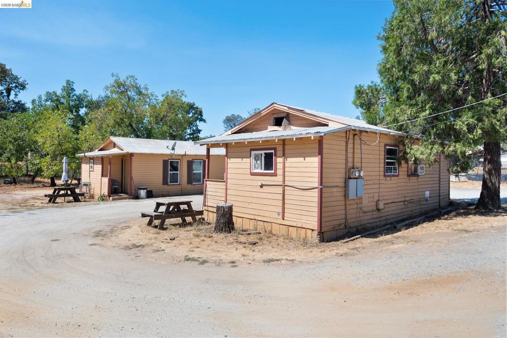 14551 Tuolumne Rd, Sonora, CA 95370
