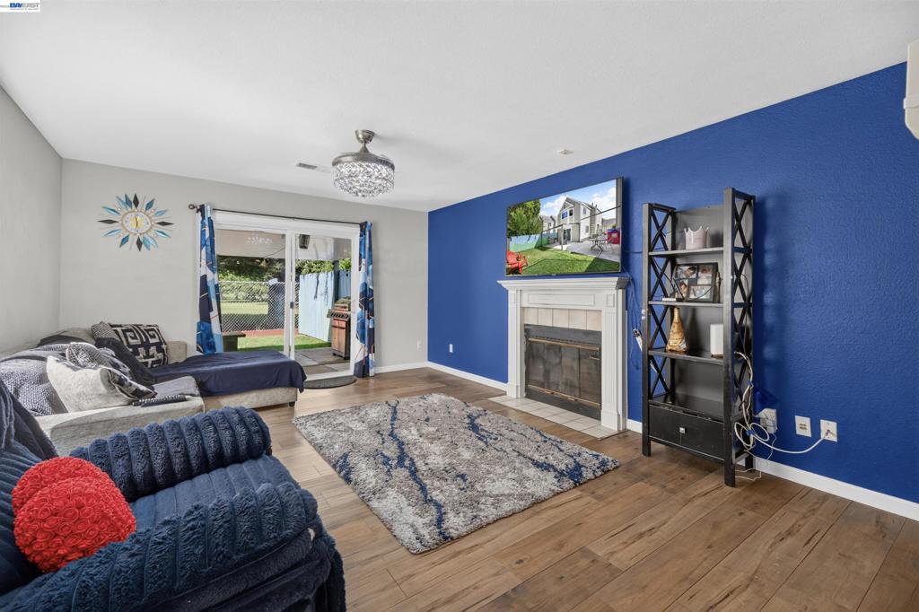 439 W Golf Circle, Manteca, CA 95337