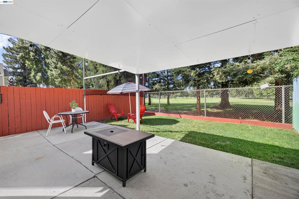 439 W Golf Circle, Manteca, CA 95337