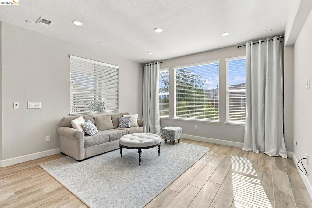 1480 Santorini St, Brentwood (CC), CA 94513