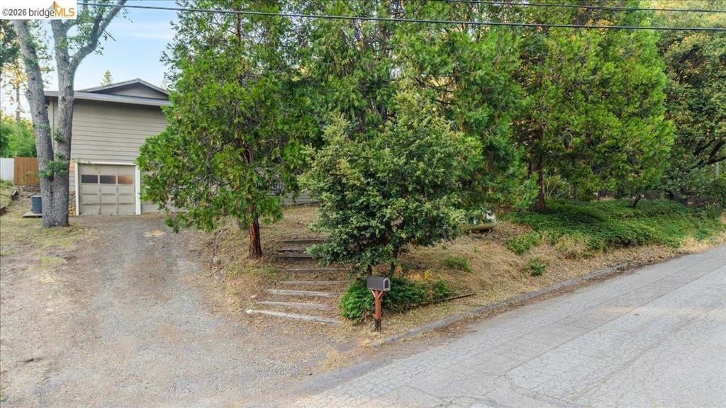21787 Crystal Lake Dr, Sonora, CA 95370