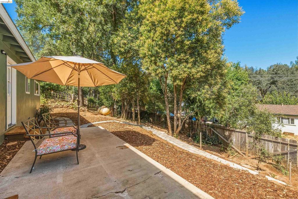 327 Calaveras Way, Sonora, CA 95370