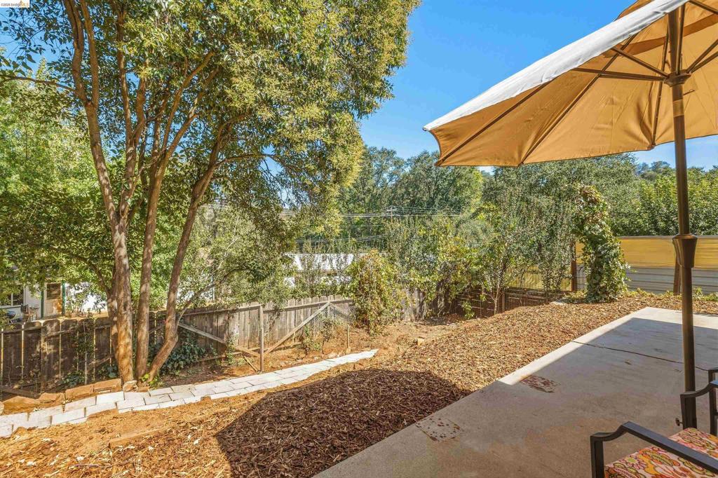 327 Calaveras Way, Sonora, CA 95370