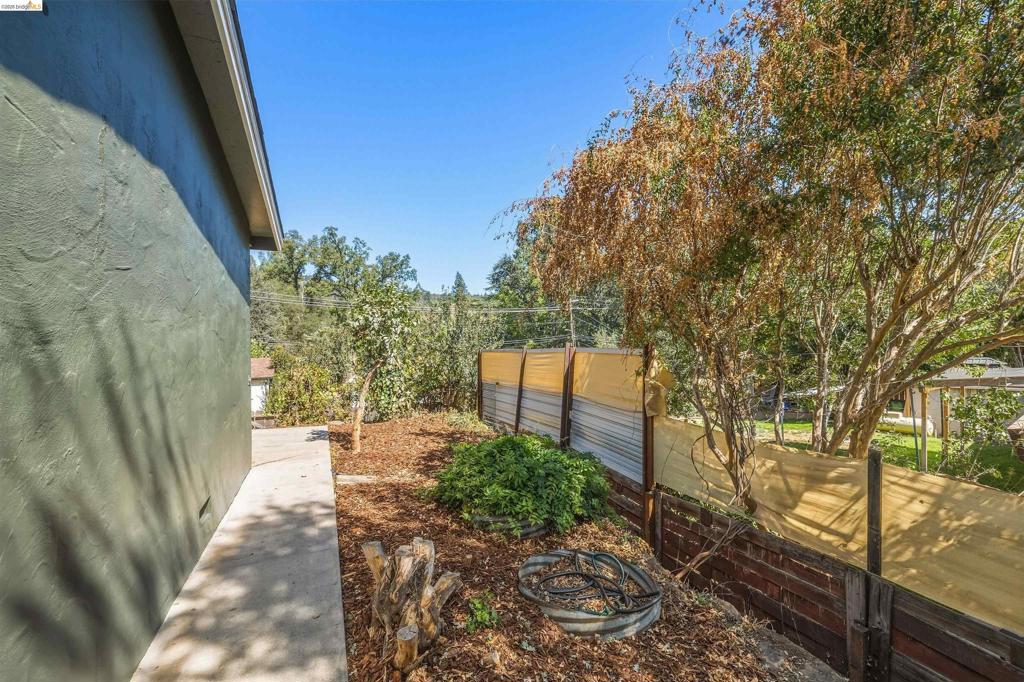 327 Calaveras Way, Sonora, CA 95370