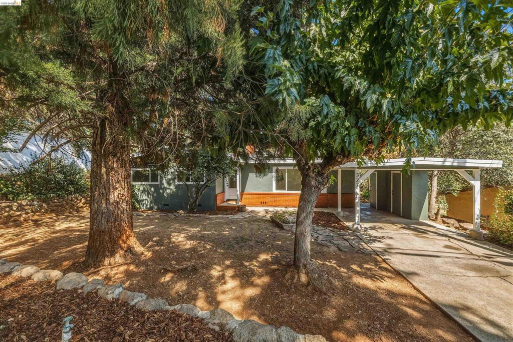 327 Calaveras Way, Sonora, CA 95370