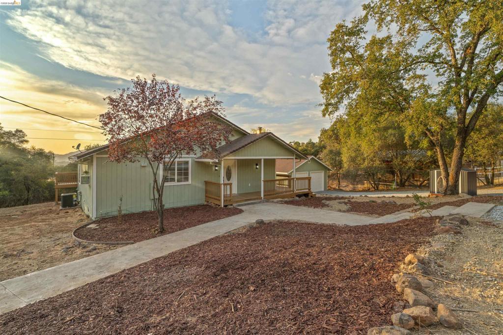 19676 Rawhide Rd, Sonora, CA 95370-9415