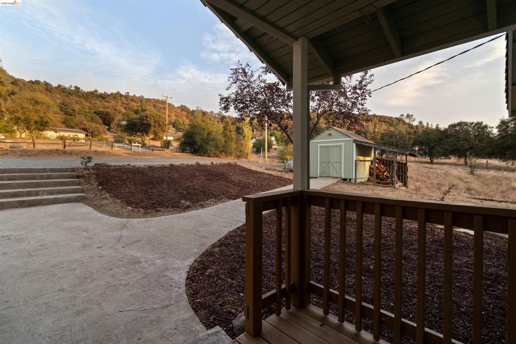 19676 Rawhide Rd, Sonora, CA 95370-9415