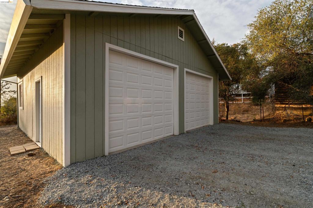 19676 Rawhide Rd, Sonora, CA 95370-9415