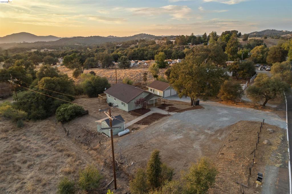 19676 Rawhide Rd, Sonora, CA 95370-9415