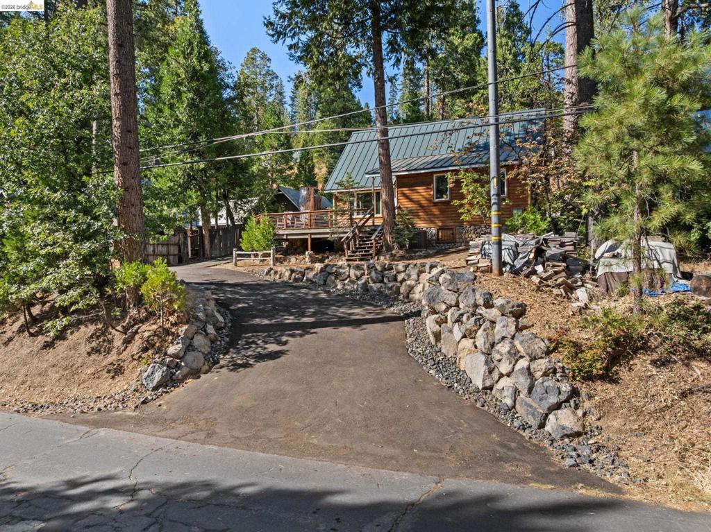 25972 Long Barn Road, Long Barn, CA 95335