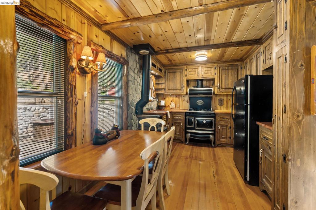 25972 Long Barn Road, Long Barn, CA 95335