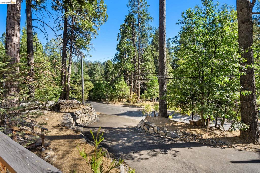 25972 Long Barn Road, Long Barn, CA 95335