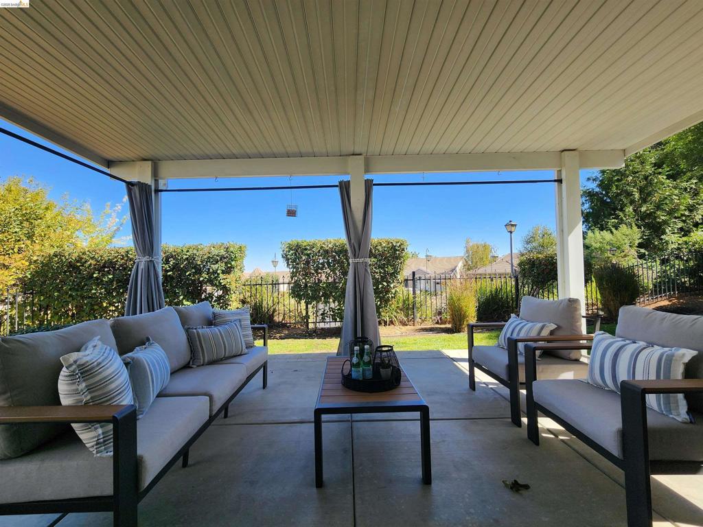 642 Baldwin Dr, Brentwood (CC), CA 94513