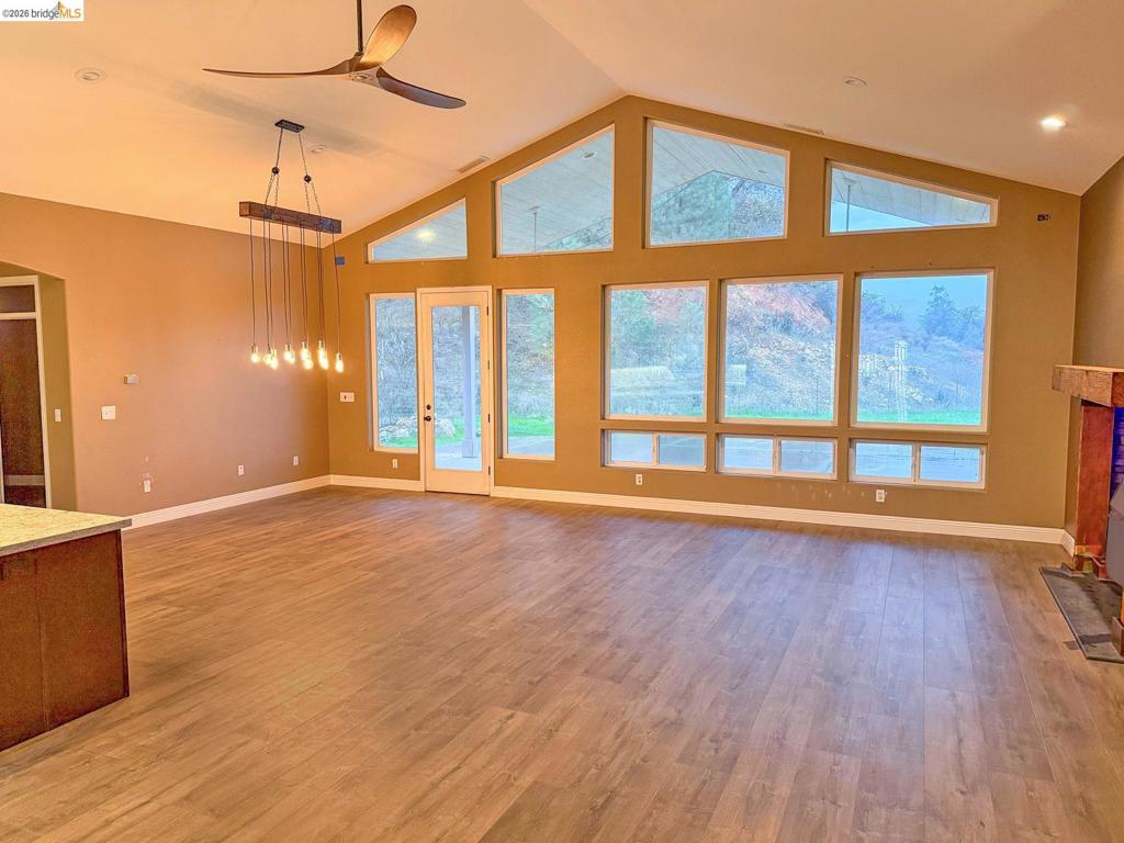 16446 Stamp Mill Loop, Jamestown, CA 95327-9283