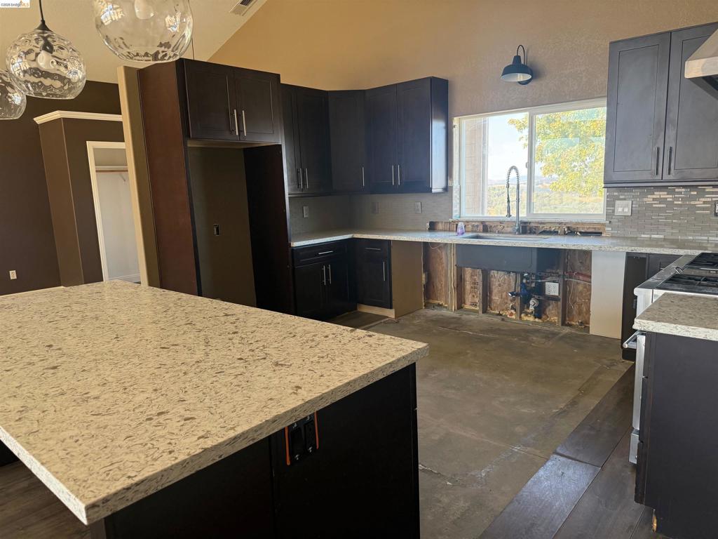 16446 Stamp Mill Loop, Jamestown, CA 95327-9283