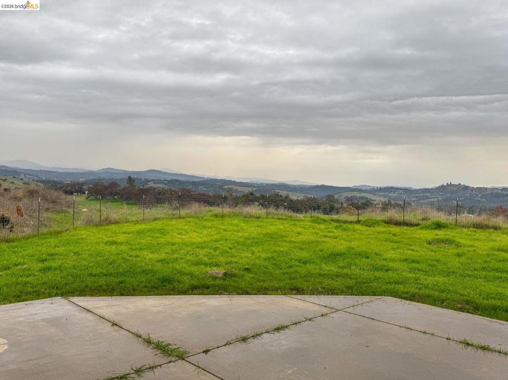 16446 Stamp Mill Loop, Jamestown, CA 95327-9283