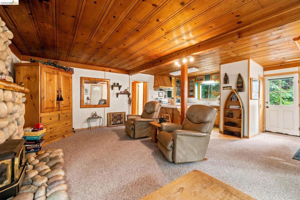 25822 Long Barn Sugar Pine Rd, Long Barn, CA 95335