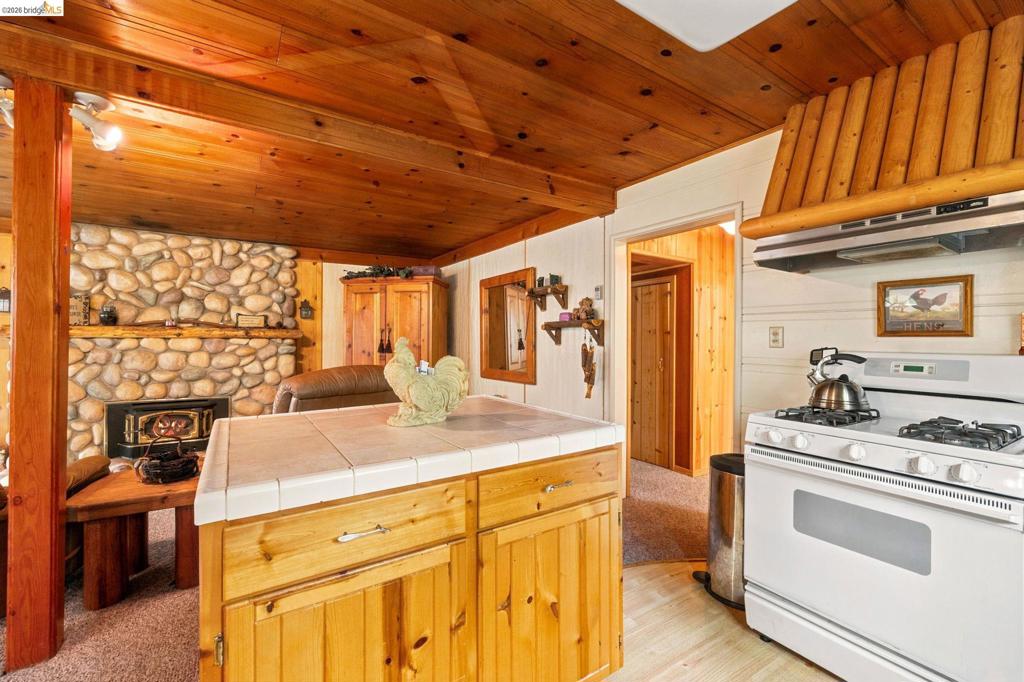 25822 Long Barn Sugar Pine Rd, Long Barn, CA 95335