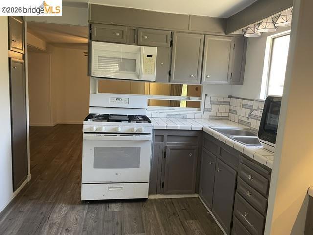 18725 Hwy 108 #32, Jamestown, CA 95327