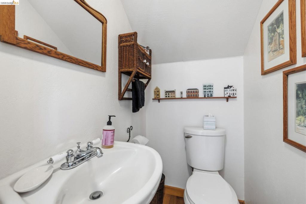22420 Colorado River, Sonora, CA 95370