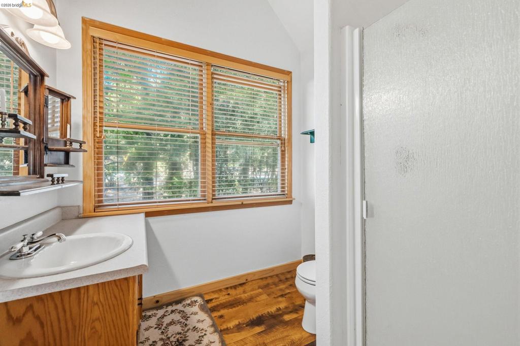 22420 Colorado River, Sonora, CA 95370