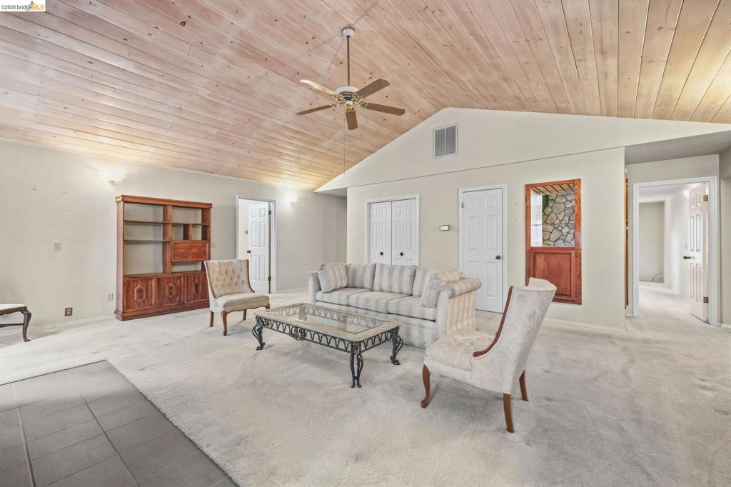 25749 Wheeler Rd, Long Barn, CA 95335