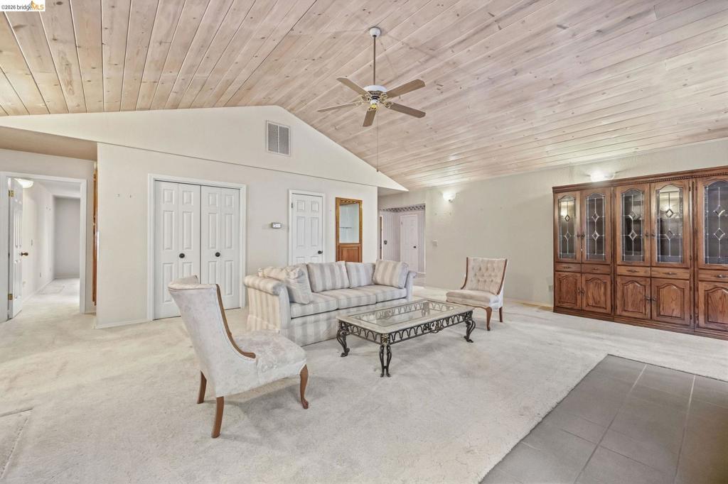 25749 Wheeler Rd, Long Barn, CA 95335