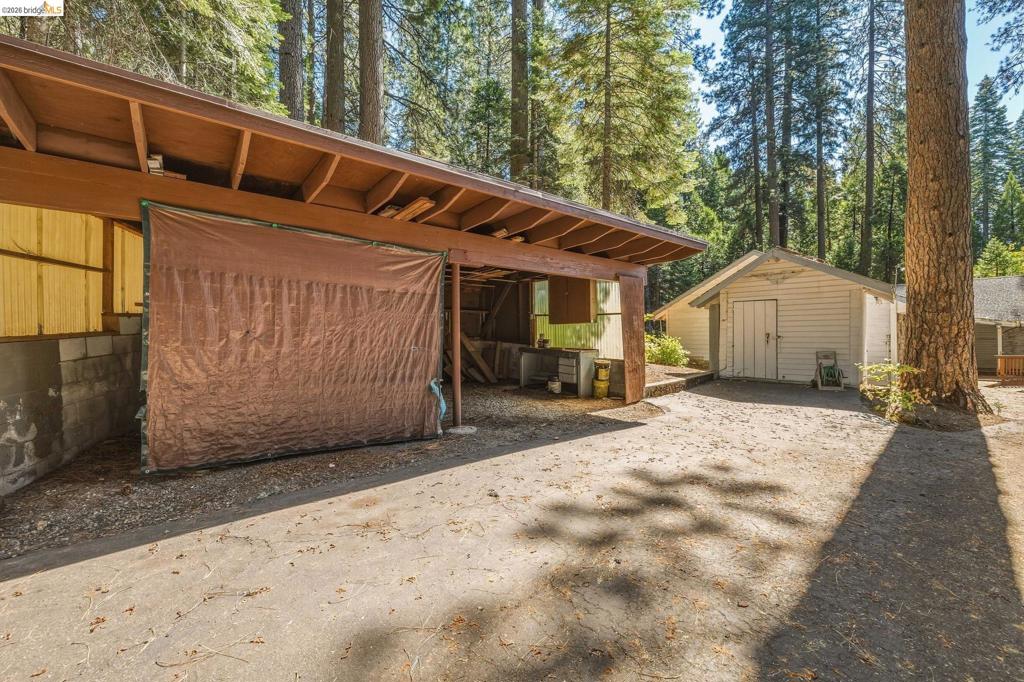 25749 Wheeler Rd, Long Barn, CA 95335